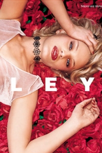 SISLEY styled by Jonas Hallberg