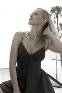 Rachel Roberts styled by Jonas Hallberg